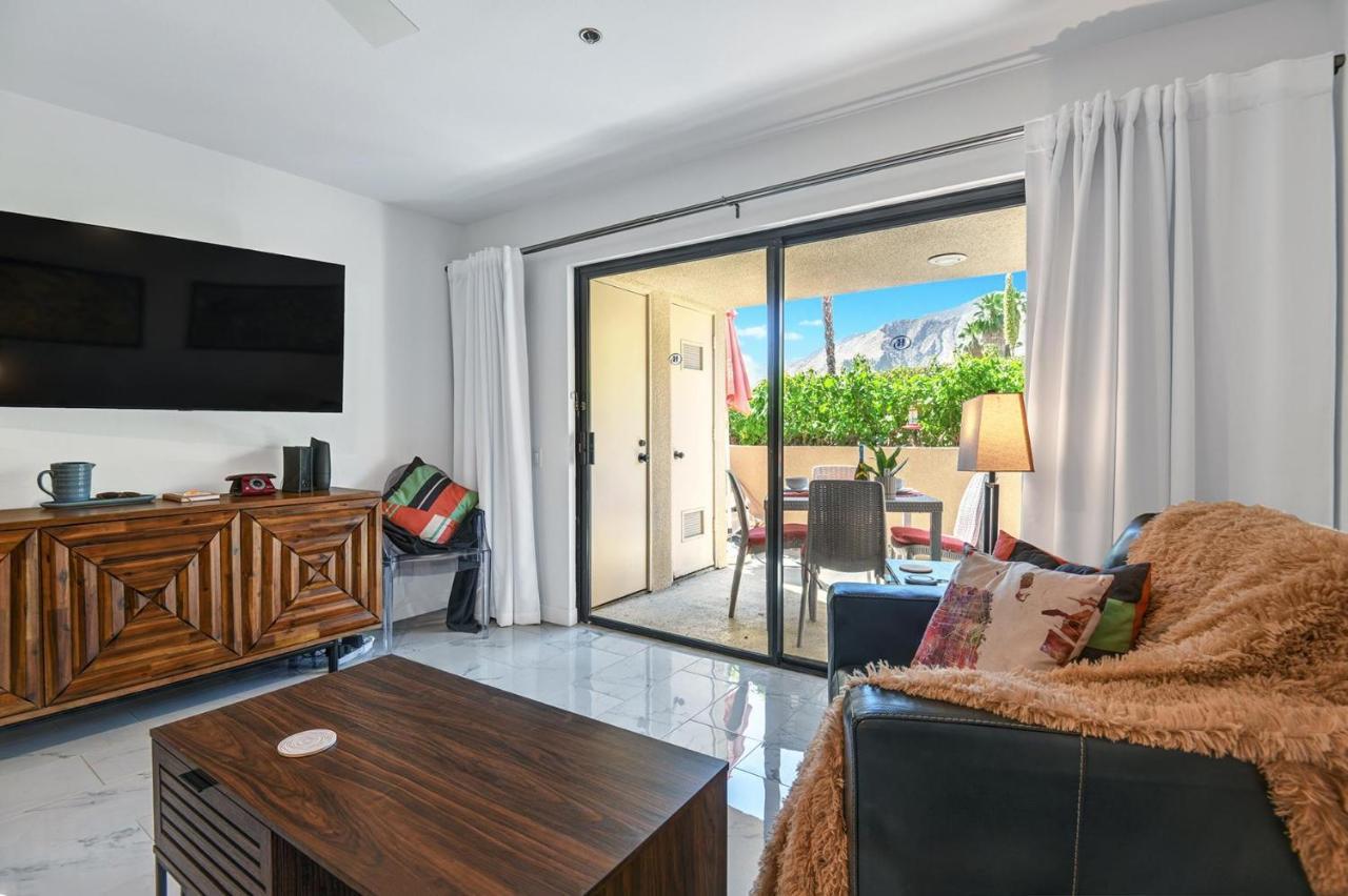 Modern Plaza Villas Oasis Palm Springs Bagian luar foto