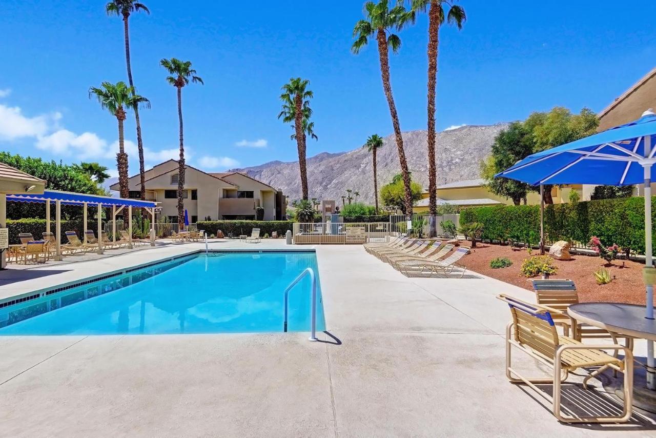 Modern Plaza Villas Oasis Palm Springs Bagian luar foto